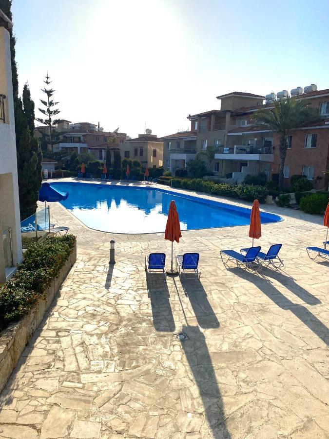 Owls Nest Townhouse Villa Paphos Exteriör bild