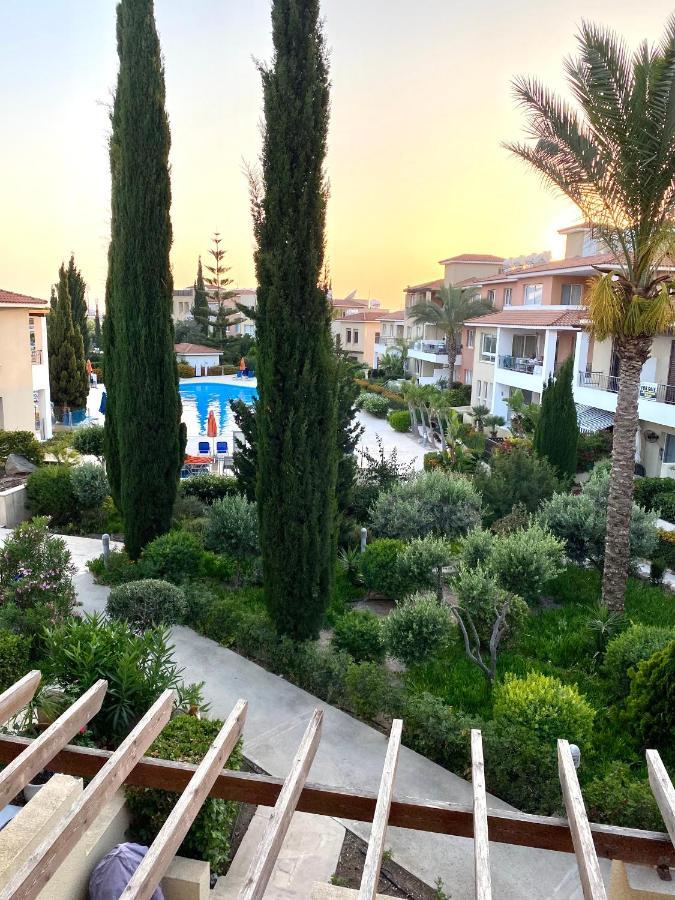 Owls Nest Townhouse Villa Paphos Exteriör bild